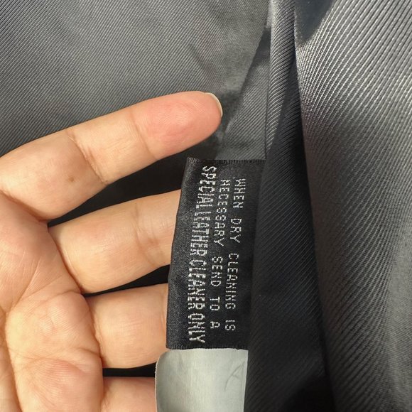 Vintage 90's Oversized Wilsons Leather Black Heavyweight Utility Jacket - Picture 4 of 14